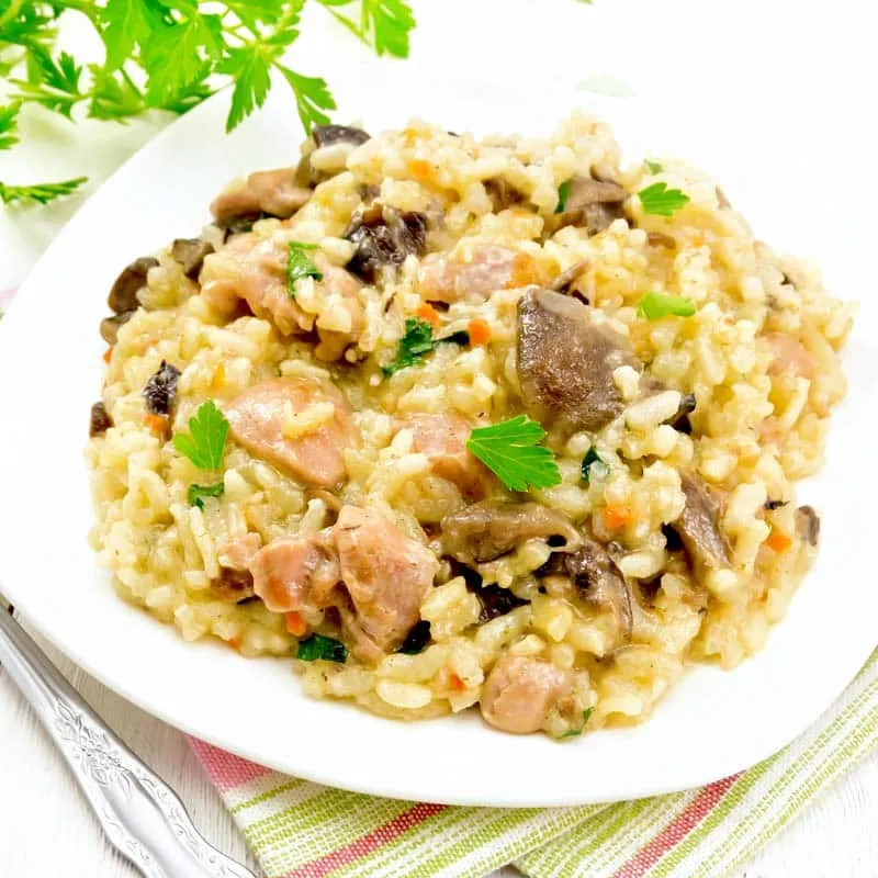 M Orez cu ciuperci – 200 g