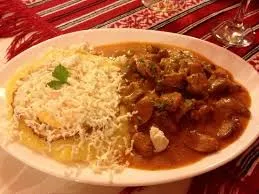 Tochitură Ardeleneasca (pomana porcului) – 180/200g